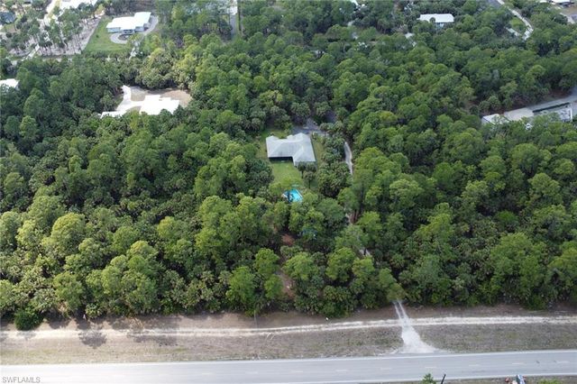 760 1st ST NW, Naples, FL 34120