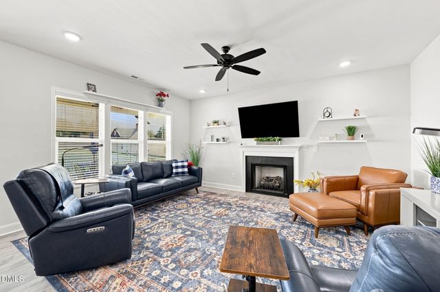 387 Brodie Rose Landing Way, Smithfield, NC 27577