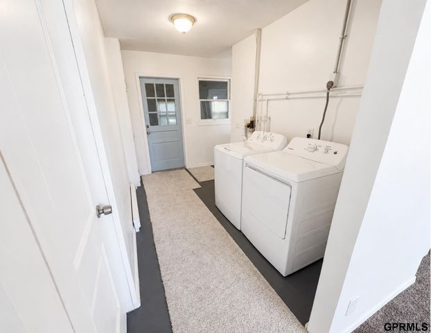 2122 S 46 Street S, Omaha, NE 68106