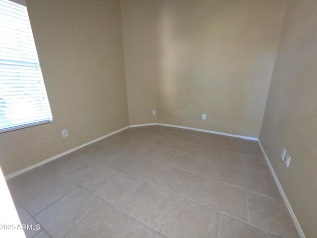 2235 E DONALD Drive E, Phoenix, AZ 85024