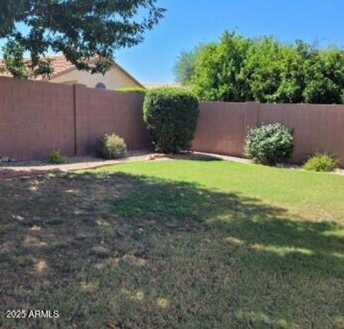 2235 E DONALD Drive E, Phoenix, AZ 85024