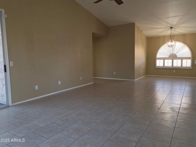 2235 E DONALD Drive E, Phoenix, AZ 85024