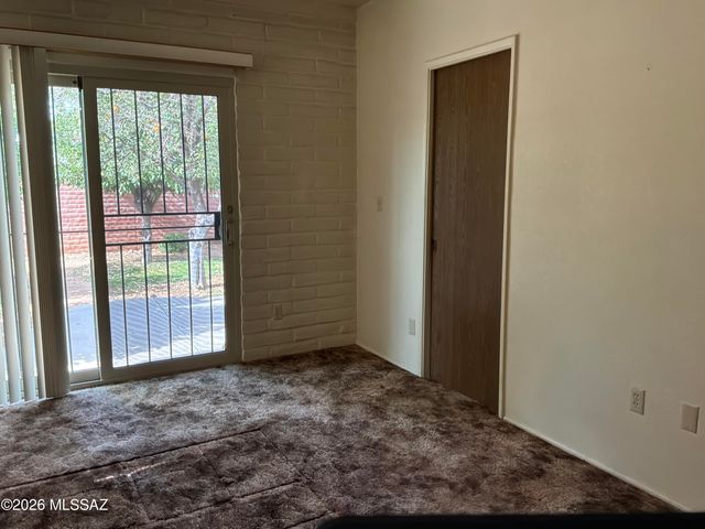 118 W Andrew Potter Street, Corona De Tucson, AZ 85641