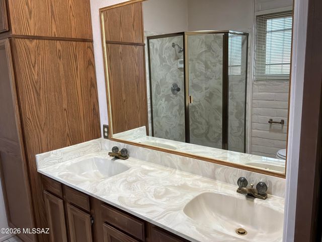 118 W Andrew Potter Street, Corona De Tucson, AZ 85641