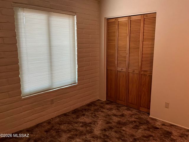 118 W Andrew Potter Street, Corona De Tucson, AZ 85641