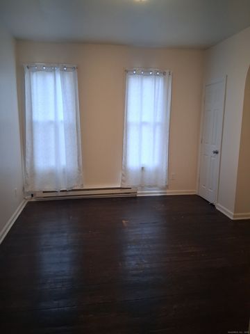 367 Watertown Avenue 1, Waterbury, CT 06708