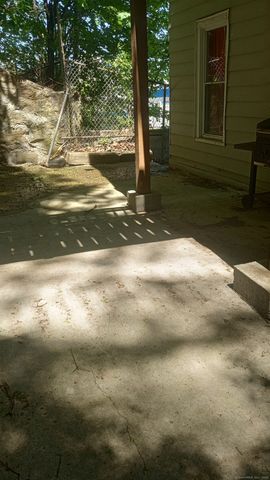 367 Watertown Avenue 1, Waterbury, CT 06708