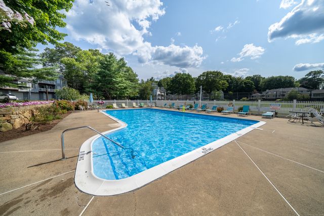 74 Quarry Dock Road 74, Branford, CT 06405