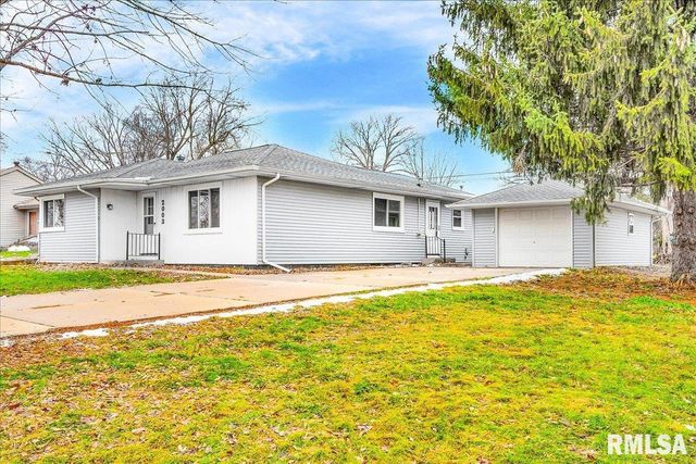 2003 S MAHARK Lane, Peoria, IL 61607