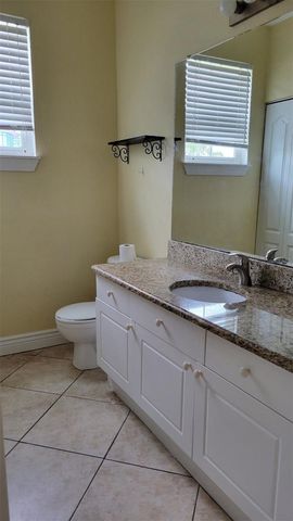 2713 VIA MURANO 221, Clearwater, FL 33764