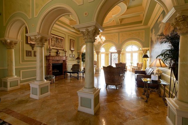 2713 VIA MURANO 221, Clearwater, FL 33764