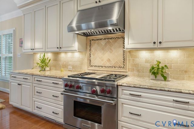 850 Elmslie Ln, Manakin Sabot, VA 23103