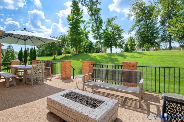 850 Elmslie Ln, Manakin Sabot, VA 23103
