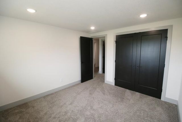 8641 E Cherrywood Ct, Bel Aire, KS 67226