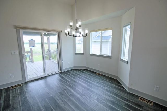 8641 E Cherrywood Ct, Bel Aire, KS 67226