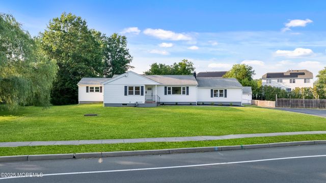 776 Elton Adelphia Road, Freehold, NJ 07728