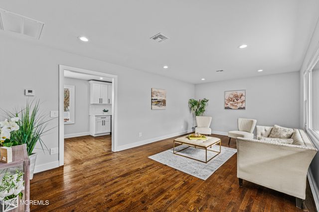 776 Elton Adelphia Road, Freehold, NJ 07728