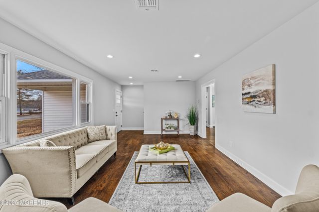 776 Elton Adelphia Road, Freehold, NJ 07728