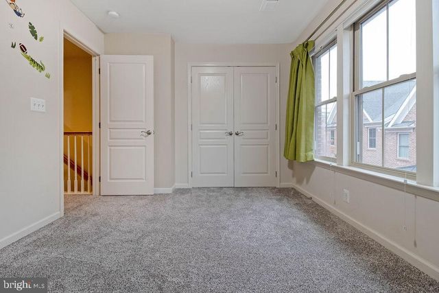 3347 KEMPER RD, Arlington, VA 22206