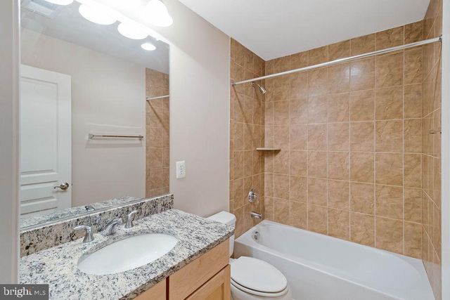 3347 KEMPER RD, Arlington, VA 22206