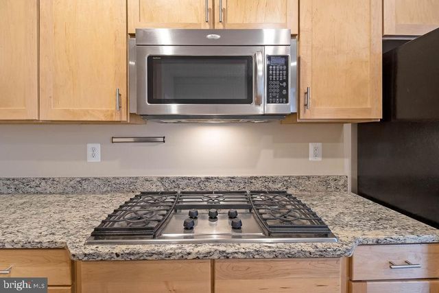 3347 KEMPER RD, Arlington, VA 22206