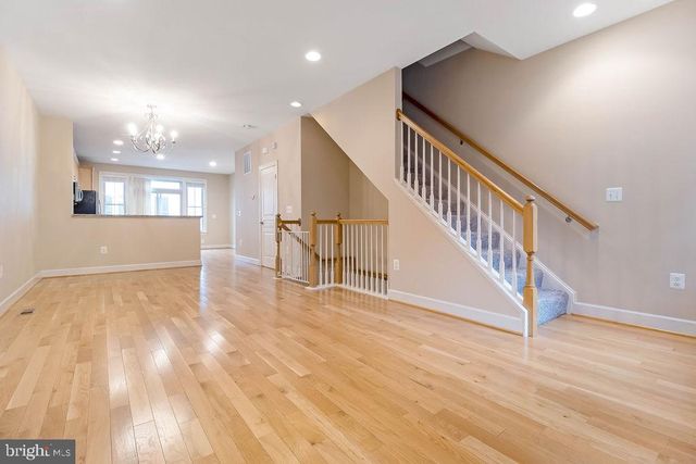 3347 KEMPER RD, Arlington, VA 22206