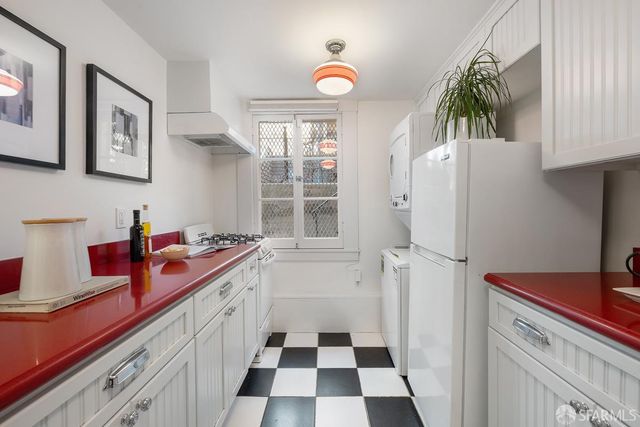 1815 Vallejo Street, San Francisco, CA 94123