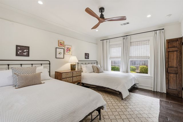 2005 Park Place Avenue, Fort Worth, TX 76110