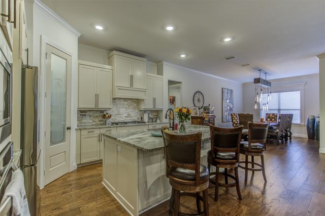 704 Hayden Way, Aledo, TX 76008