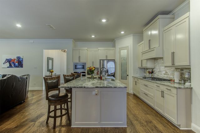 704 Hayden Way, Aledo, TX 76008