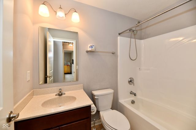 9653 Calamus Drive, Noblesville, IN 46060