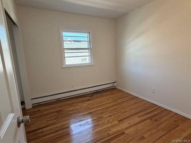 561 E Olive Street Upstairs, Long Beach, NY 11561