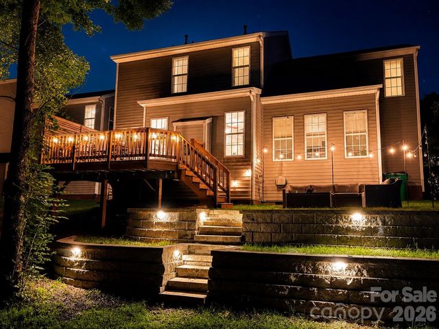 11911 Royal Castle Court, Charlotte, NC 28277