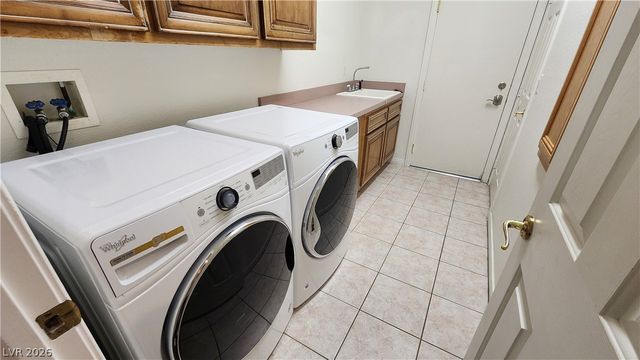 628 Joe Willis Street, Las Vegas, NV 89144