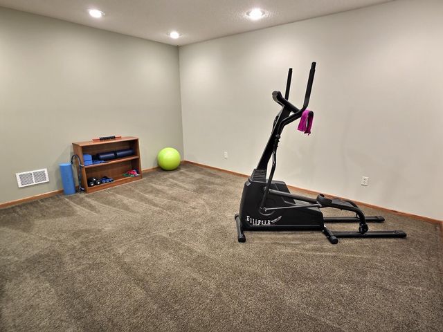 1500 99th Avenue NW, Coon Rapids, MN 55433