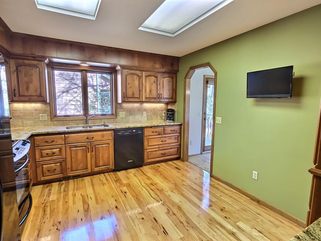 1500 99th Avenue NW, Coon Rapids, MN 55433