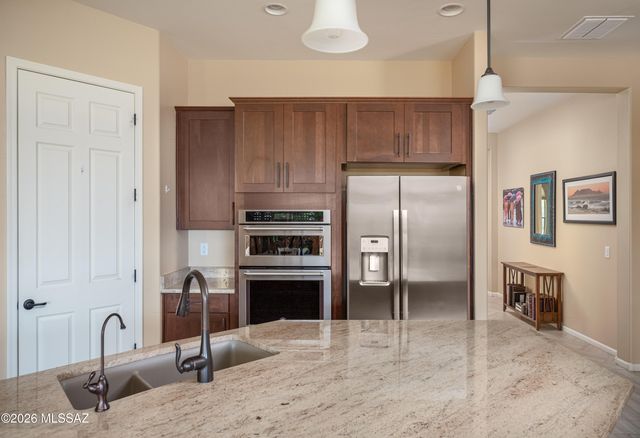 13212 N Stonecrop Lane, Oro Valley, AZ 85755