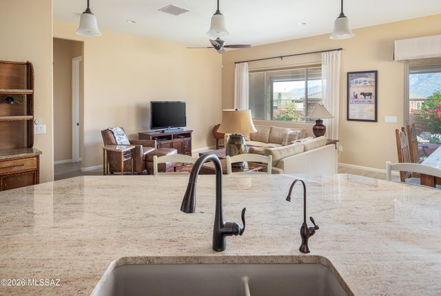 13212 N Stonecrop Lane, Oro Valley, AZ 85755