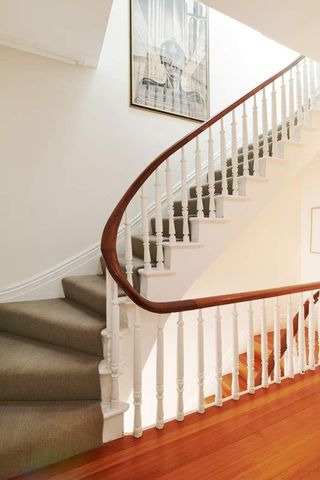 225 E 62nd Street, New York City, NY 10065