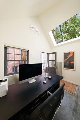 225 E 62nd Street, New York City, NY 10065