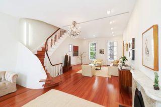 225 E 62nd Street, New York City, NY 10065