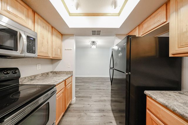 1340 N Recker Road 226, Mesa, AZ 85205