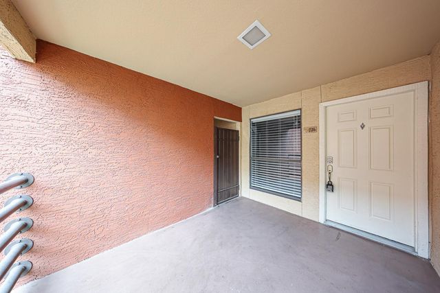 1340 N Recker Road 226, Mesa, AZ 85205