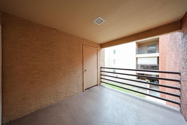 1340 N Recker Road 226, Mesa, AZ 85205