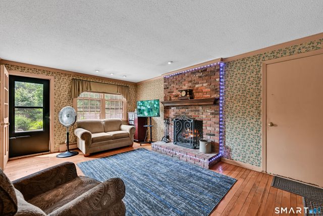96 Fox Run Drive, Southington, CT 06489