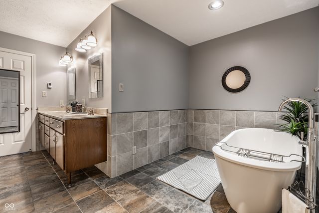 373 Exeter Court, Greenwood, IN 46143