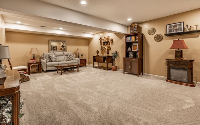 373 Exeter Court, Greenwood, IN 46143