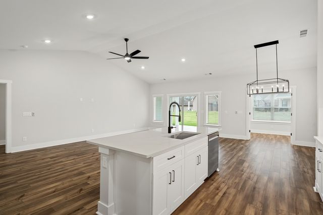 302 Glade Road, Lebanon, TN 37087