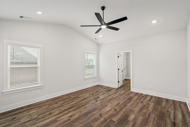 302 Glade Road, Lebanon, TN 37087