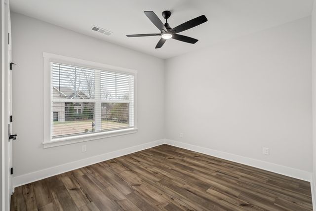 302 Glade Road, Lebanon, TN 37087